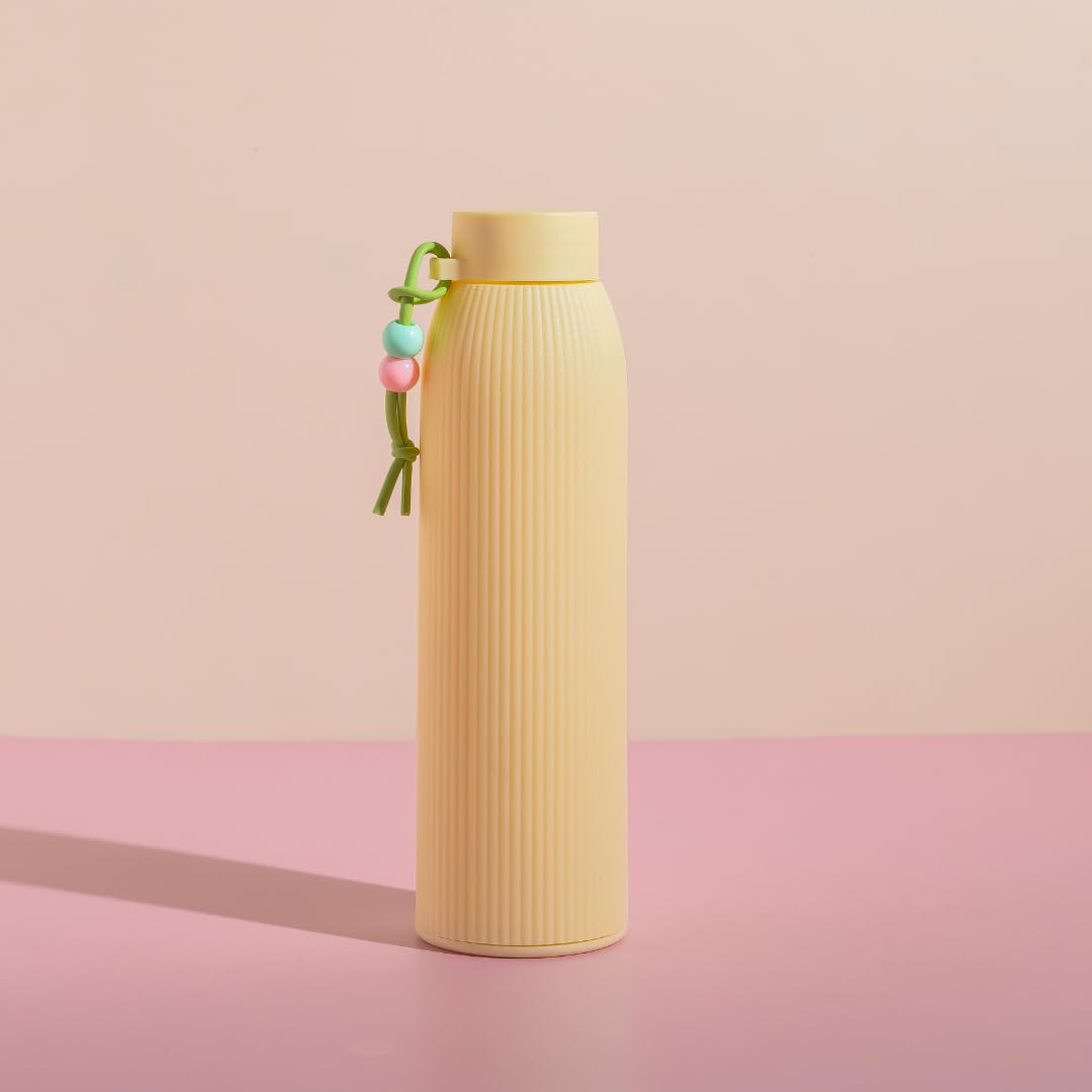 Glass Portable Handy Cup Insulated Plastic Shell Water Bottle